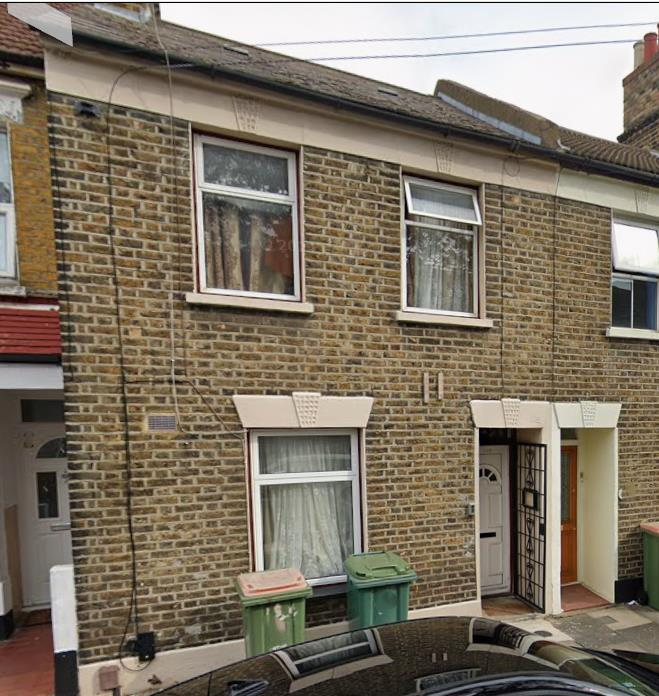 3 bed to 5 Bed terraced house